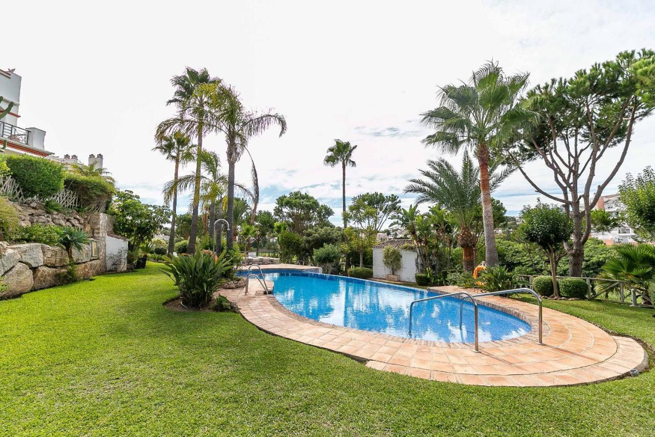 Sur Suites Miraflores Sitio de Calahonda Екстериор снимка