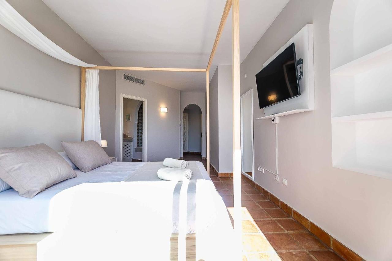 Sur Suites Miraflores Sitio de Calahonda Екстериор снимка